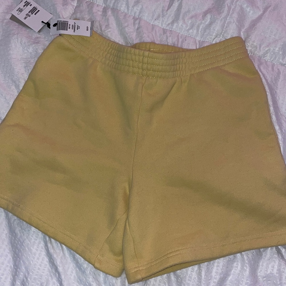 NWT ✨ TNA Cozy Perfect 5” Shorts